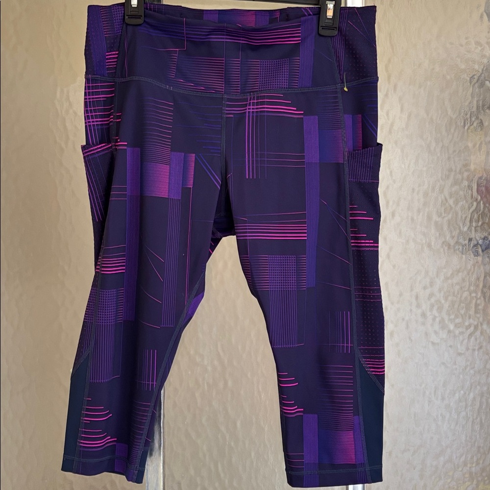 Brooks Purple and Pink Geometric Capri Leggings for Kids